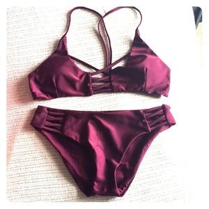 Women’s bathing suit